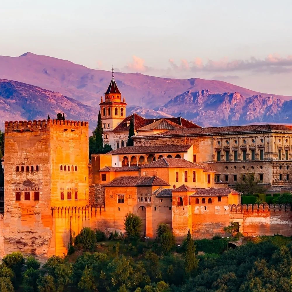 Los mejores miradores de Granada (y cómo disfrutarlos)