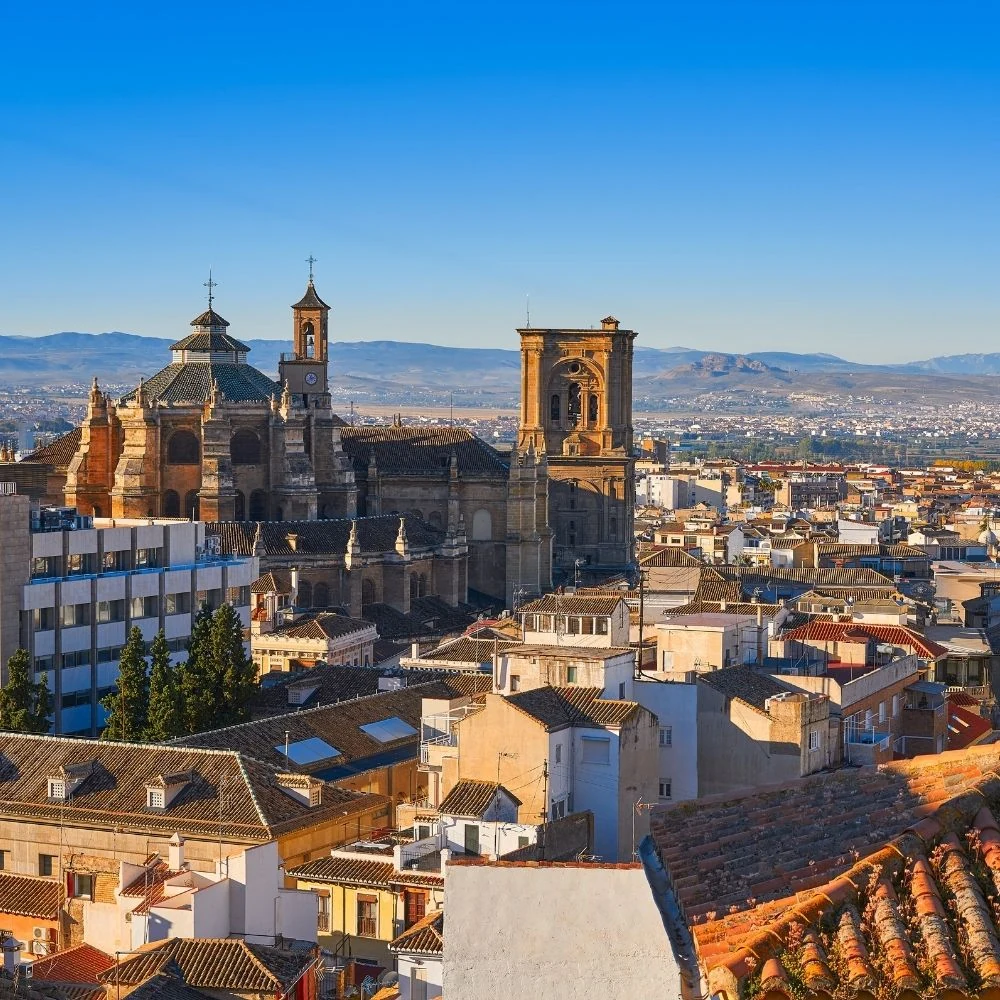 Monumento a Isabel la Católica y Colón en Granada